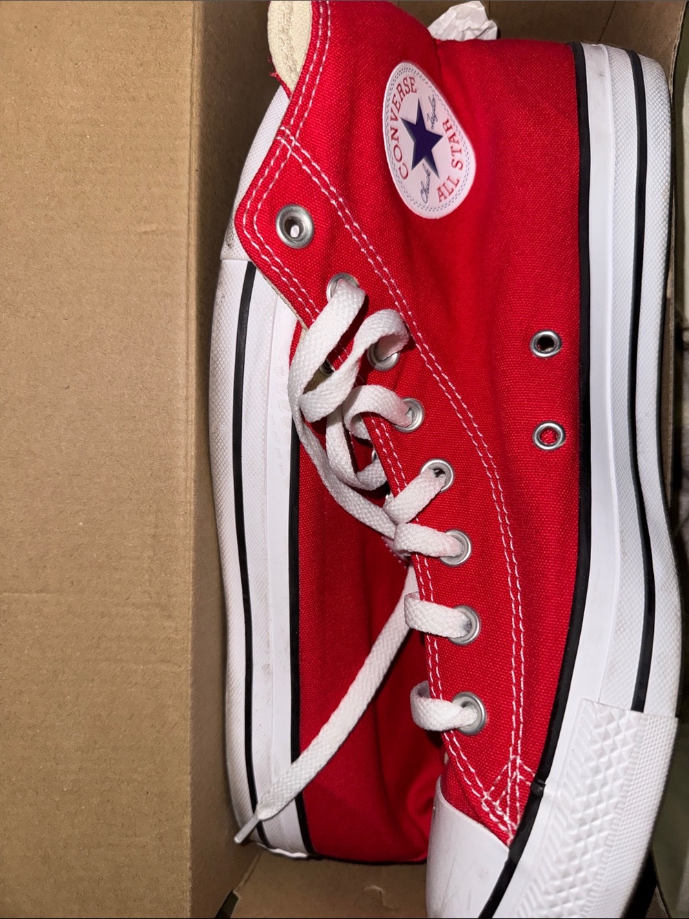 RED CLASSIC HIGH TOP CONVERSE